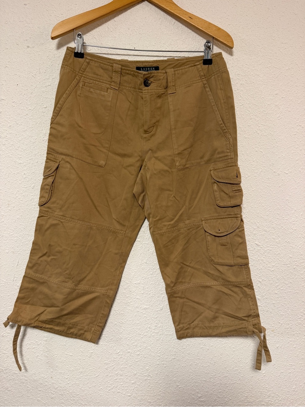 Lauren Ralph Lauren Tan Cargo Capris size 6P